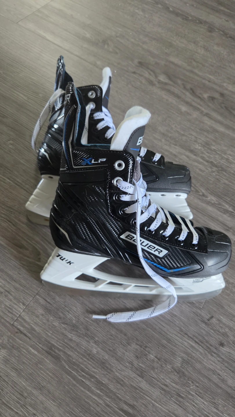 Bauer XLP Hockey Skates