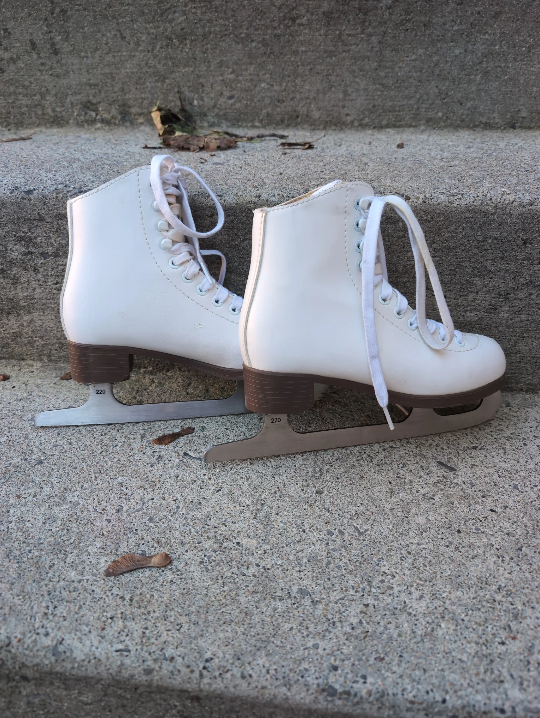Glacier by Jackson 120 White Figure Skates Size 3