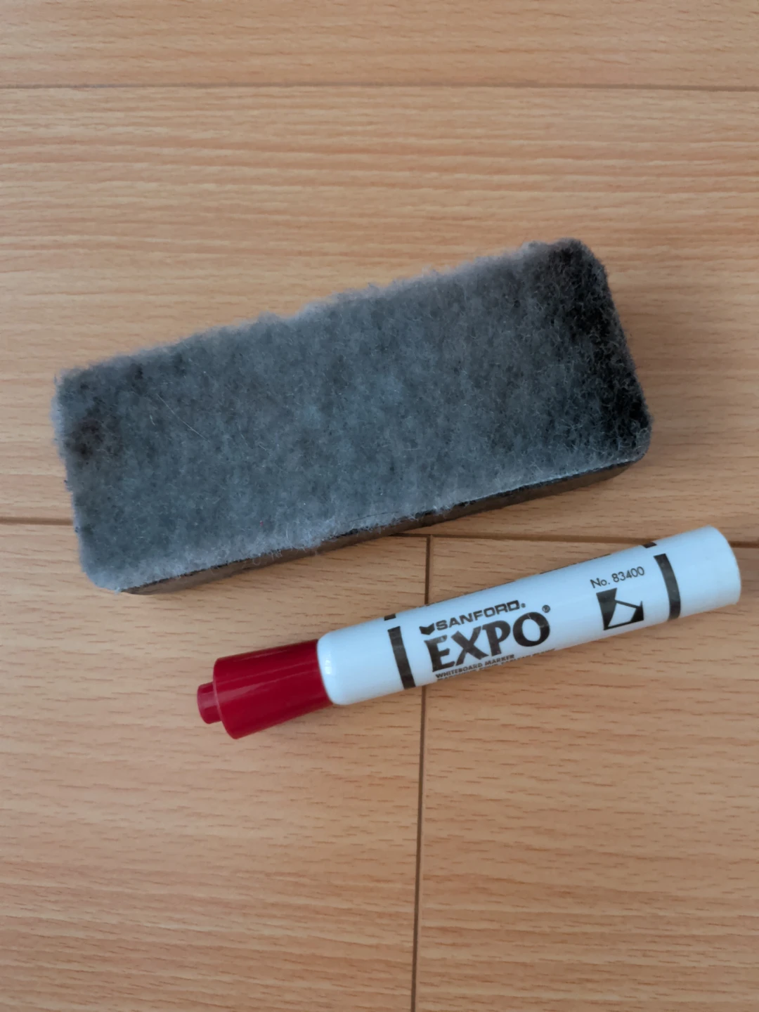Expo Red Dry Erase Marker & Eraser Set - photo 2
