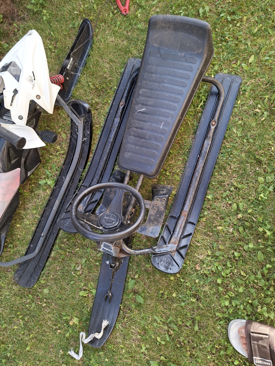 Two Vintage Kids Snow Sleds - photo 4