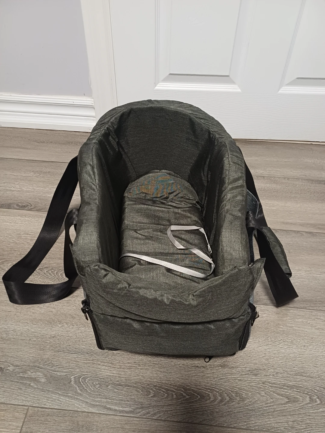 Pet car seat booster - photo 3
