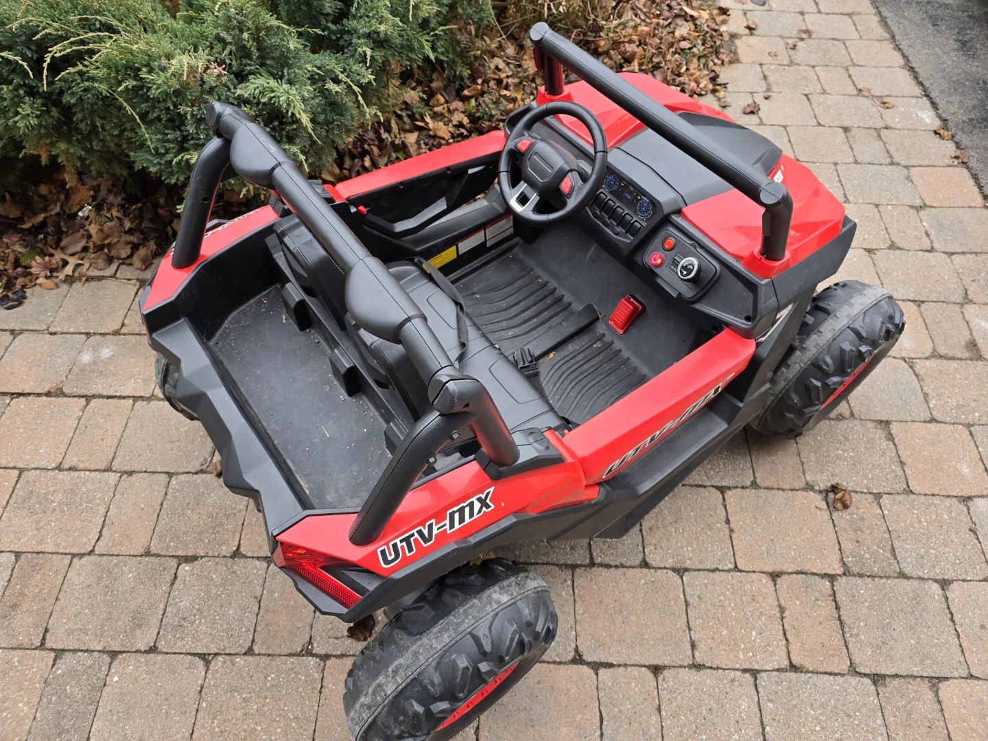 Blazin' Wheels Beach Buggy 12 V Two-seater Ride-on - photo 3