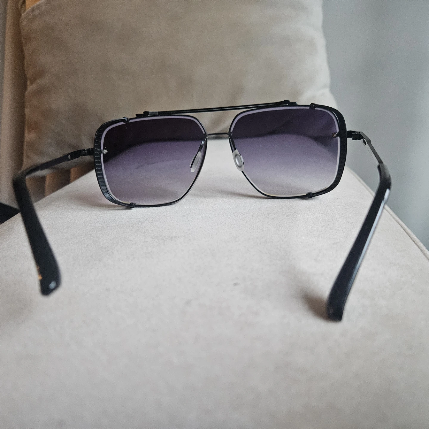Sunglass - photo 2