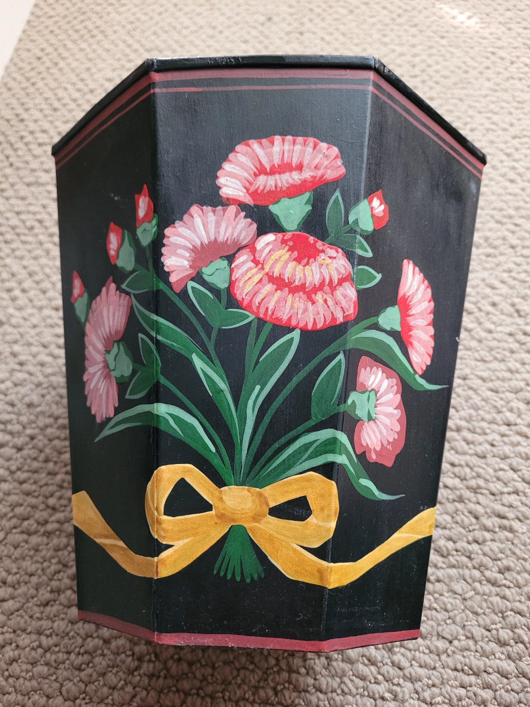 Hand-painted metal floral bin - photo 2