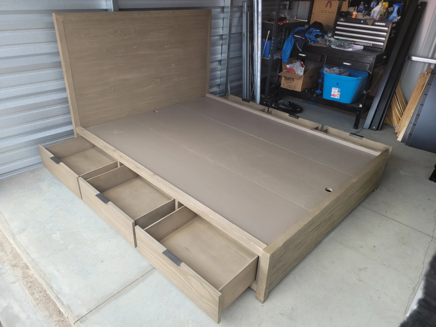 Delivery - Queen Storage Bed