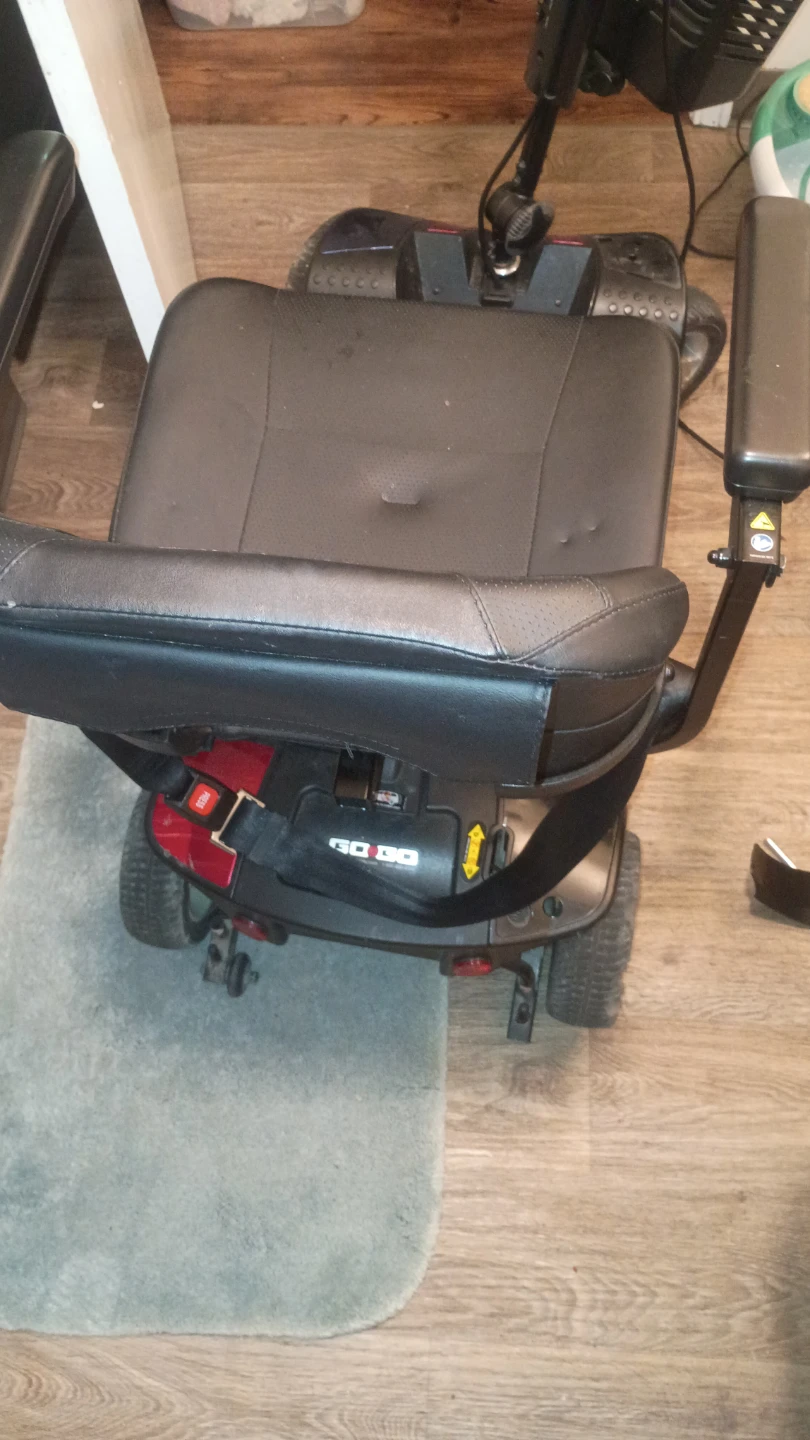 Pride Go-Go Elite Traveller Mobility Scooter - photo 3