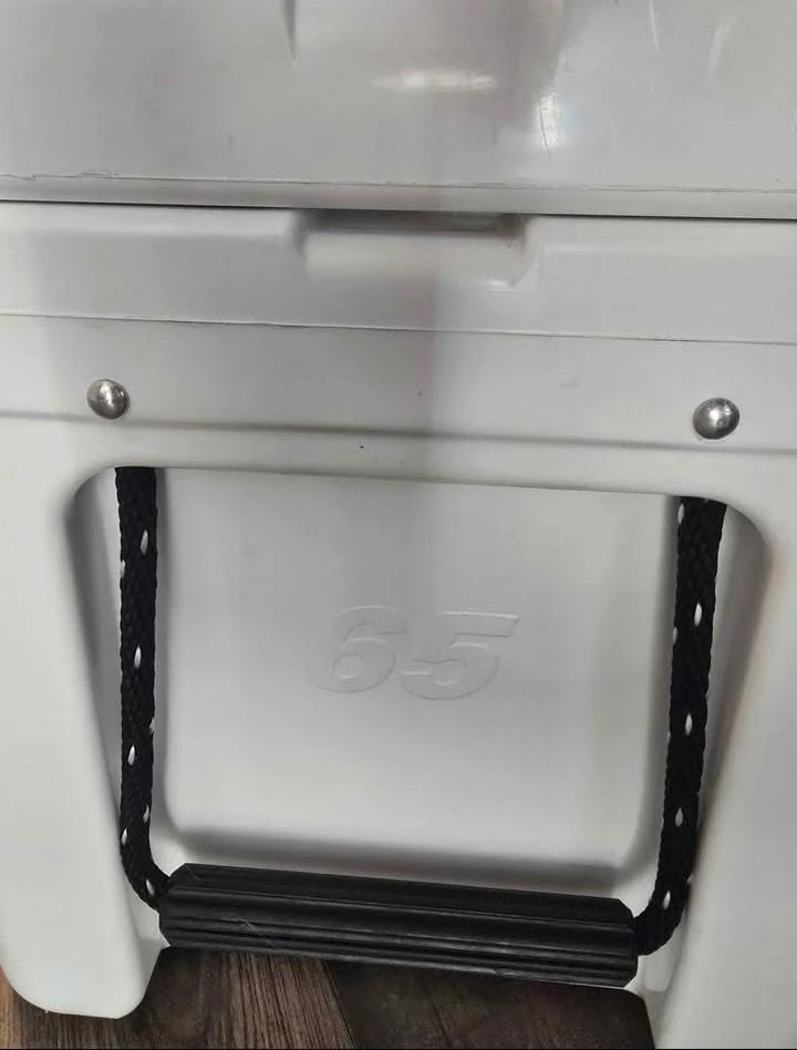 Yeti Tundra 65 Hard Cooler - photo 5