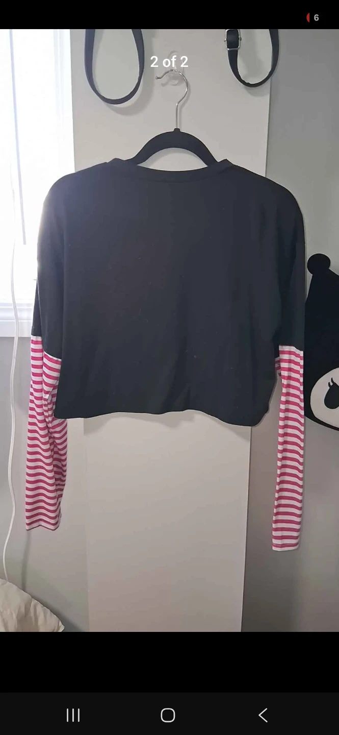 Love Death anime Long Sleeve Crop Top - photo 2