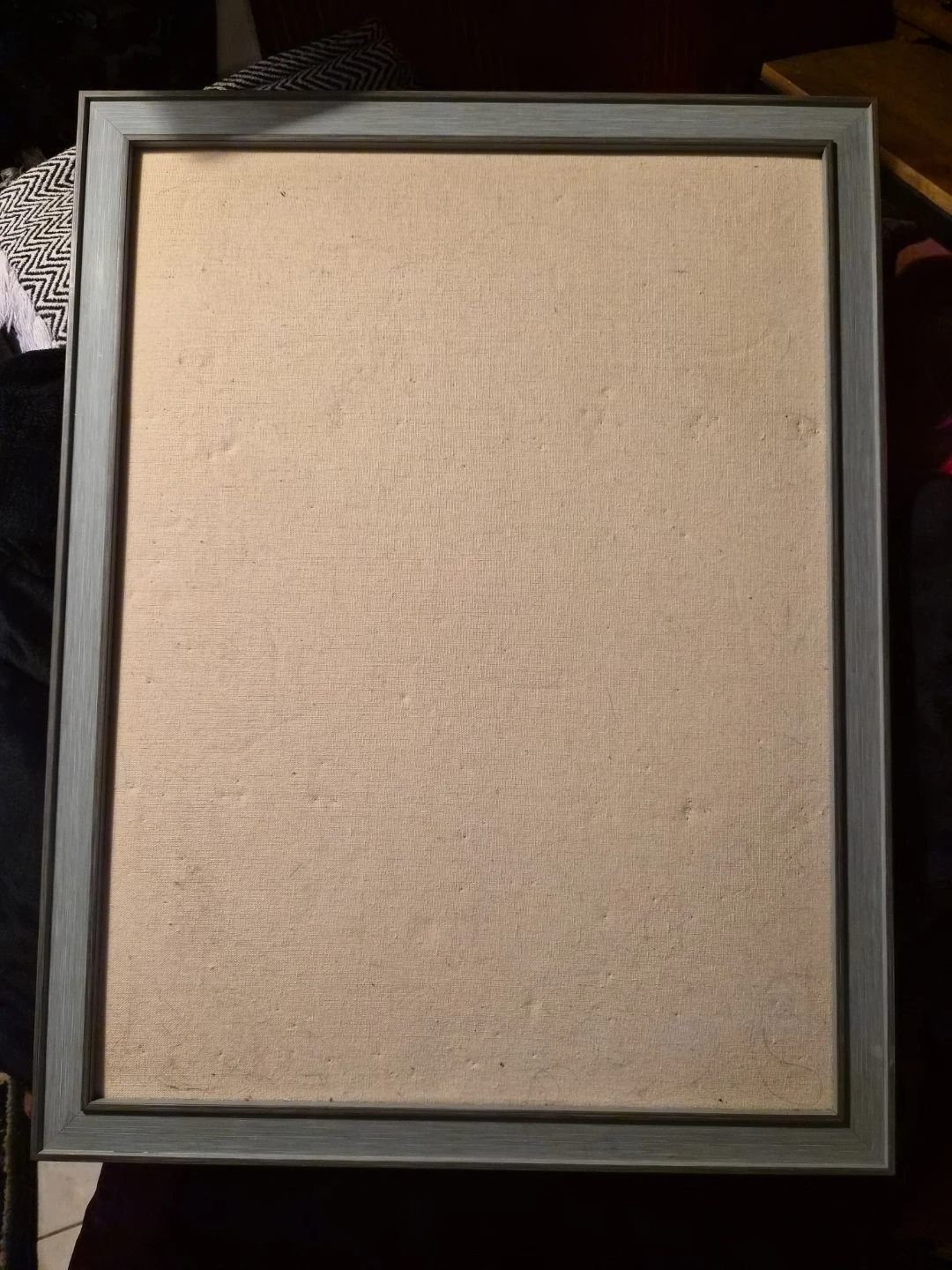 Framed pin board