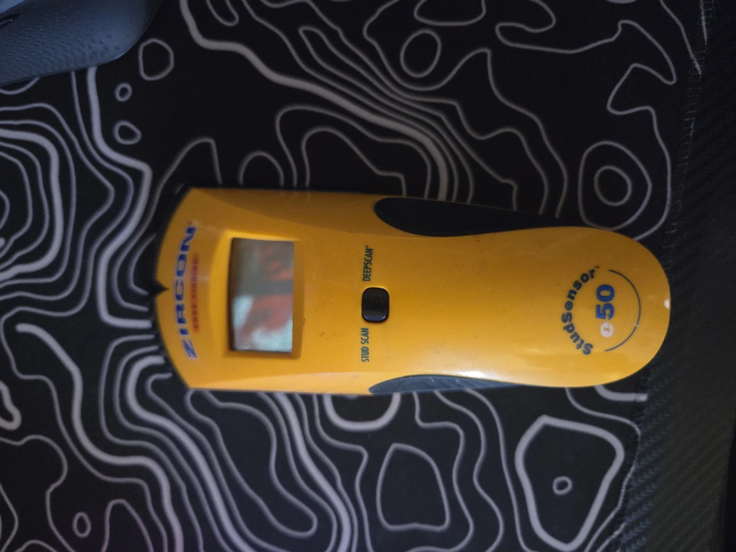 Zircon Stud Finder 🏈
