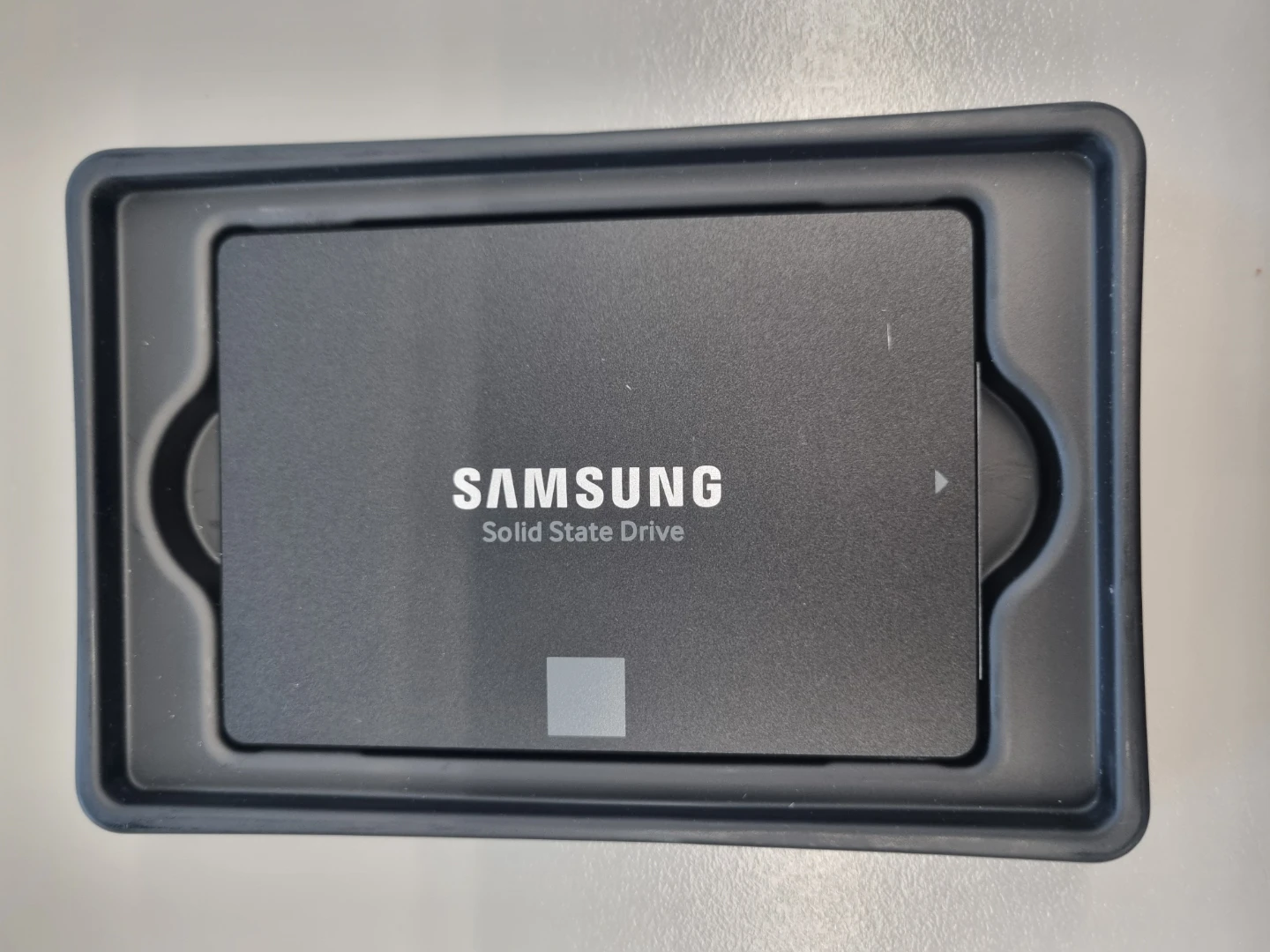 Samsung 870 EVO 1TB SATA SSD - photo 2