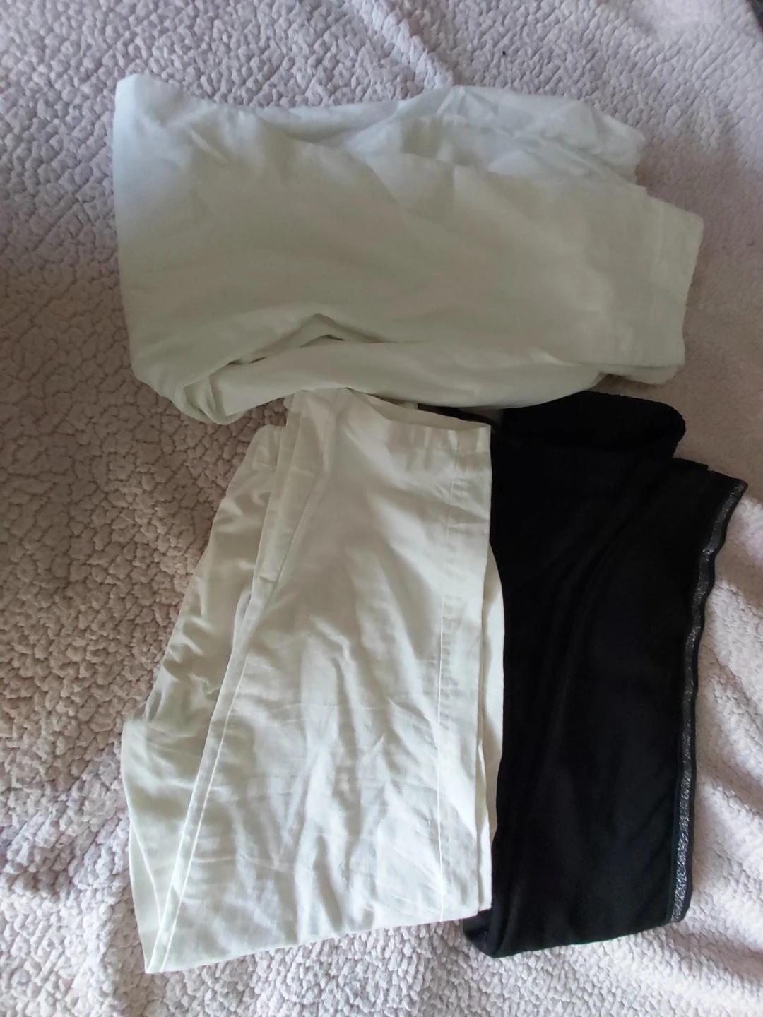 🏈   all 6 Pairs of Assorted Leggings for 20