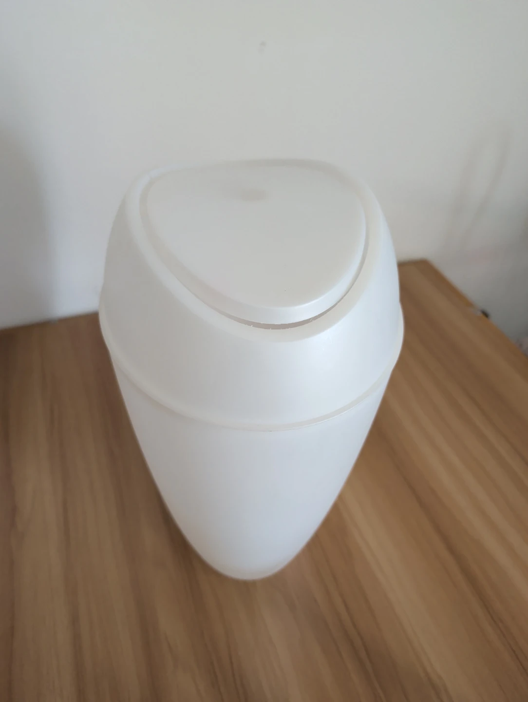 White Swing-Top Waste Bin
