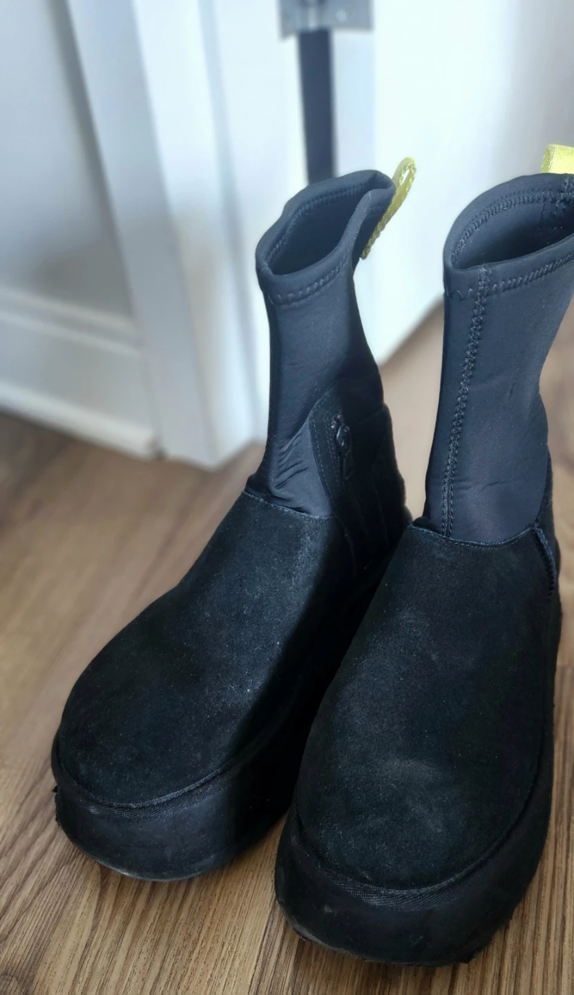 UGG Black Platform Ankle Boots size  8 - photo 3
