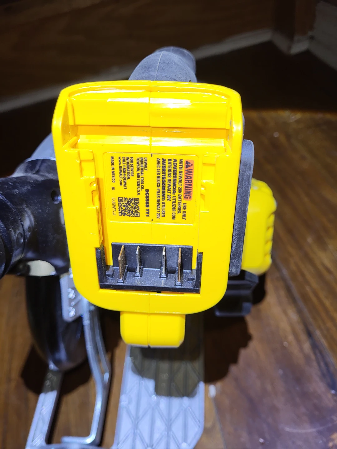 DEWALT 20V Max Brushless Circular Saw DCS565🏈 - photo 3