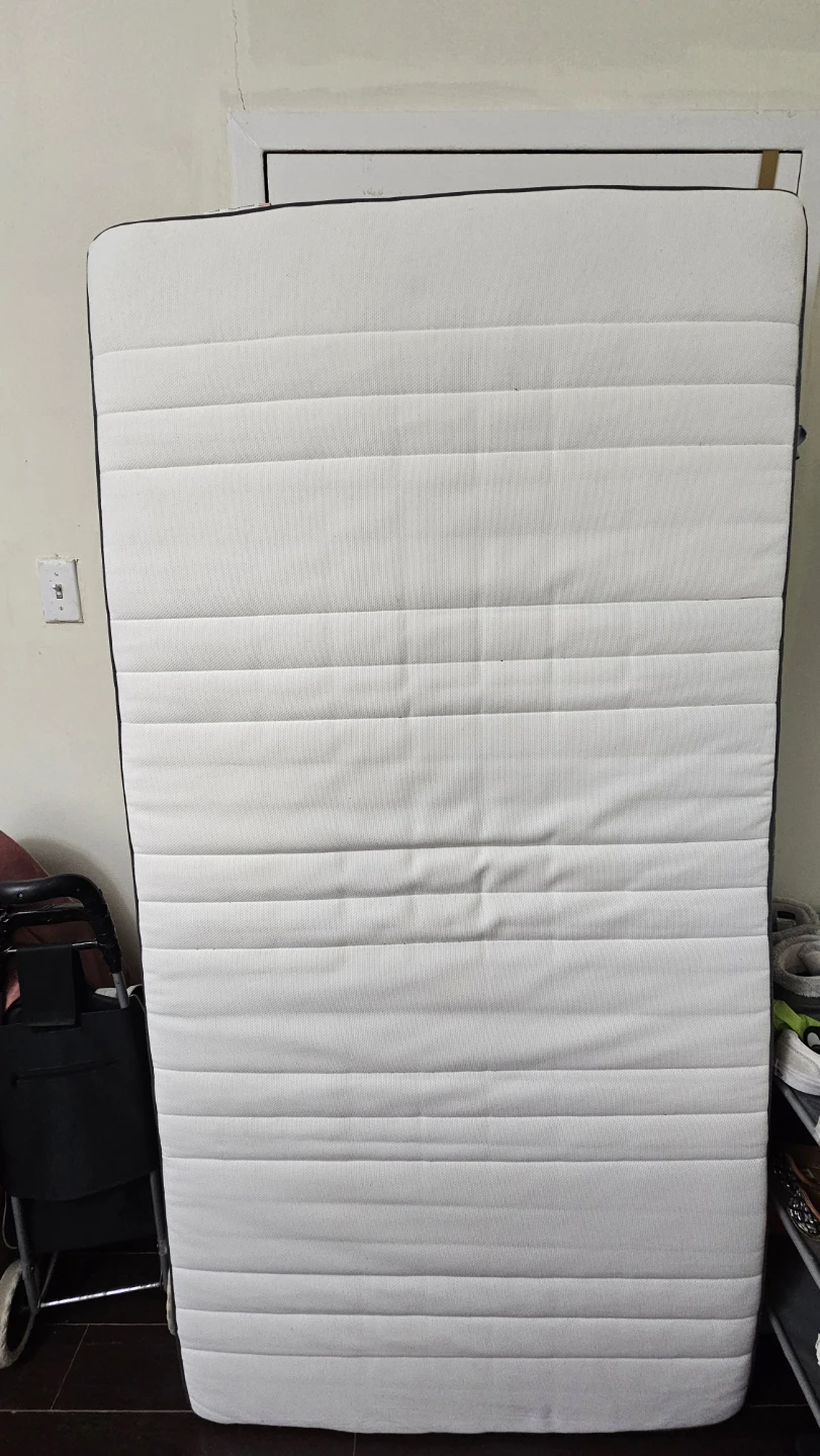 Twin size mattress IKEA foam mattress - photo 3