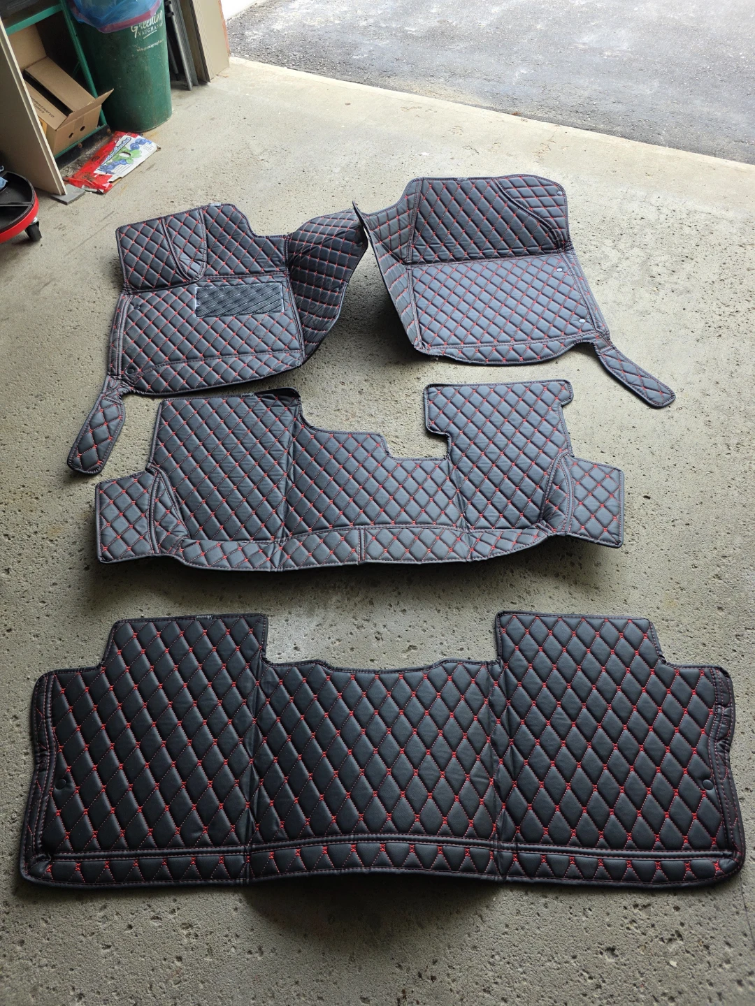 2022 Honda pilot. Custom Diamond Stitched Car Floor Mats - photo 5