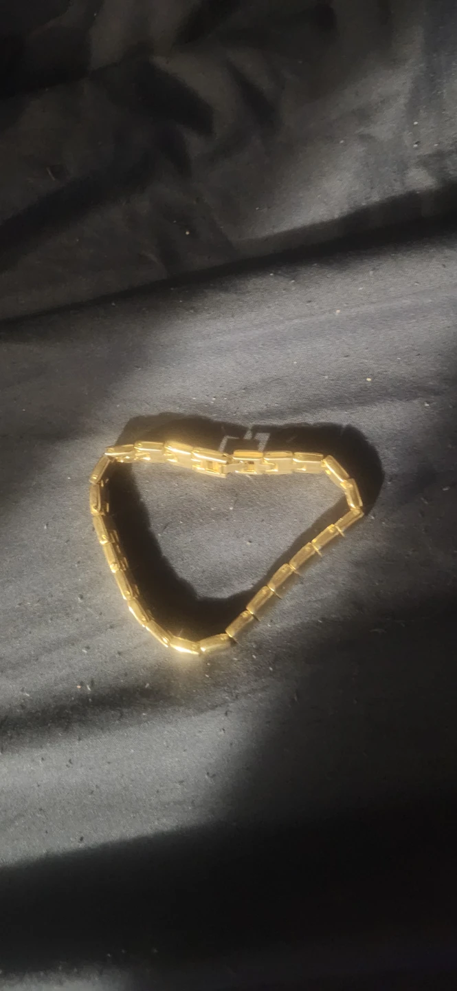 Gold Tone Link Bracelet