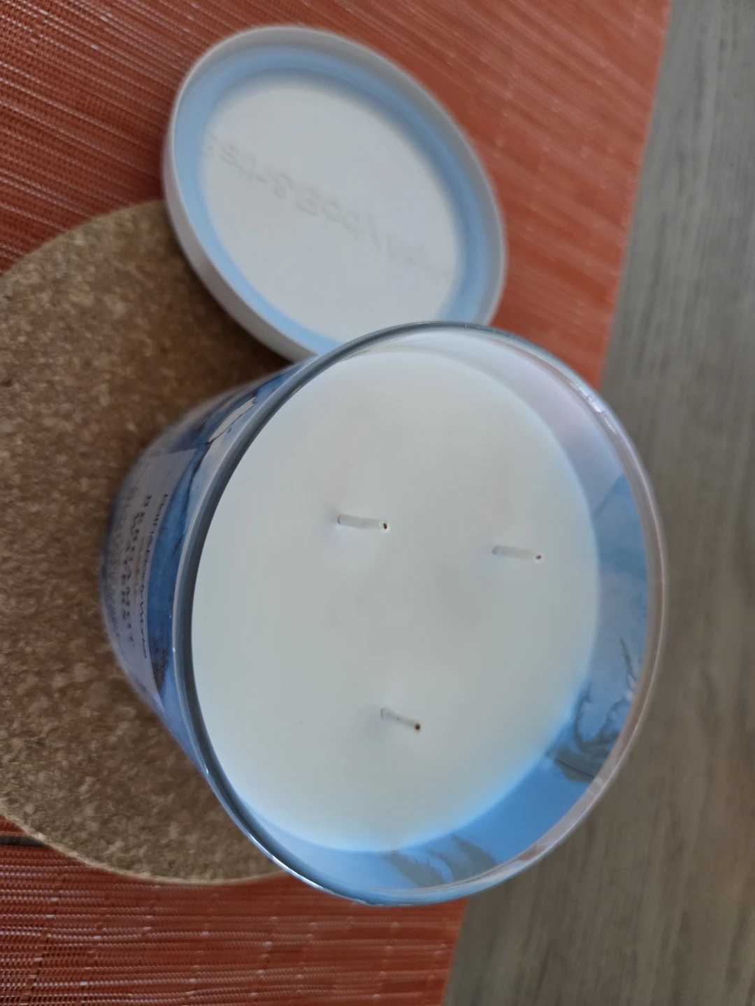 Bath & Body Works Bergamot Waters 3-Wick Candle - photo 2