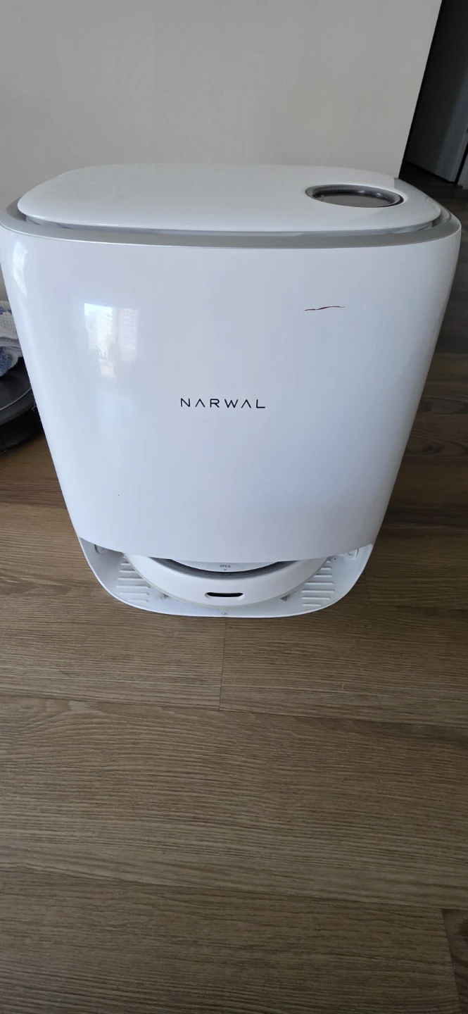 Narwal Robot Mop and Vacuum - photo 2