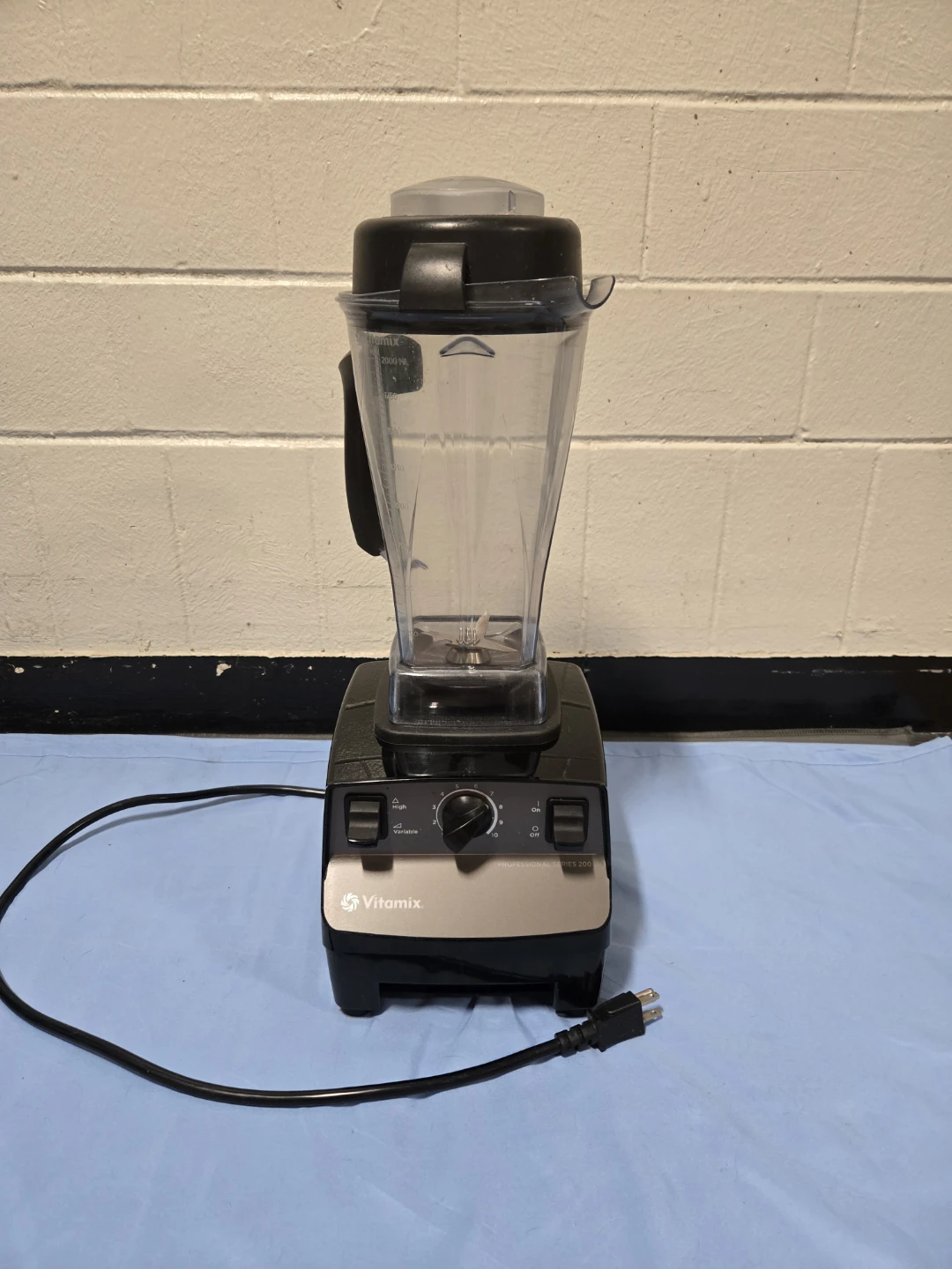 Vitamix Professional Series 200 Blender VM0103 Black