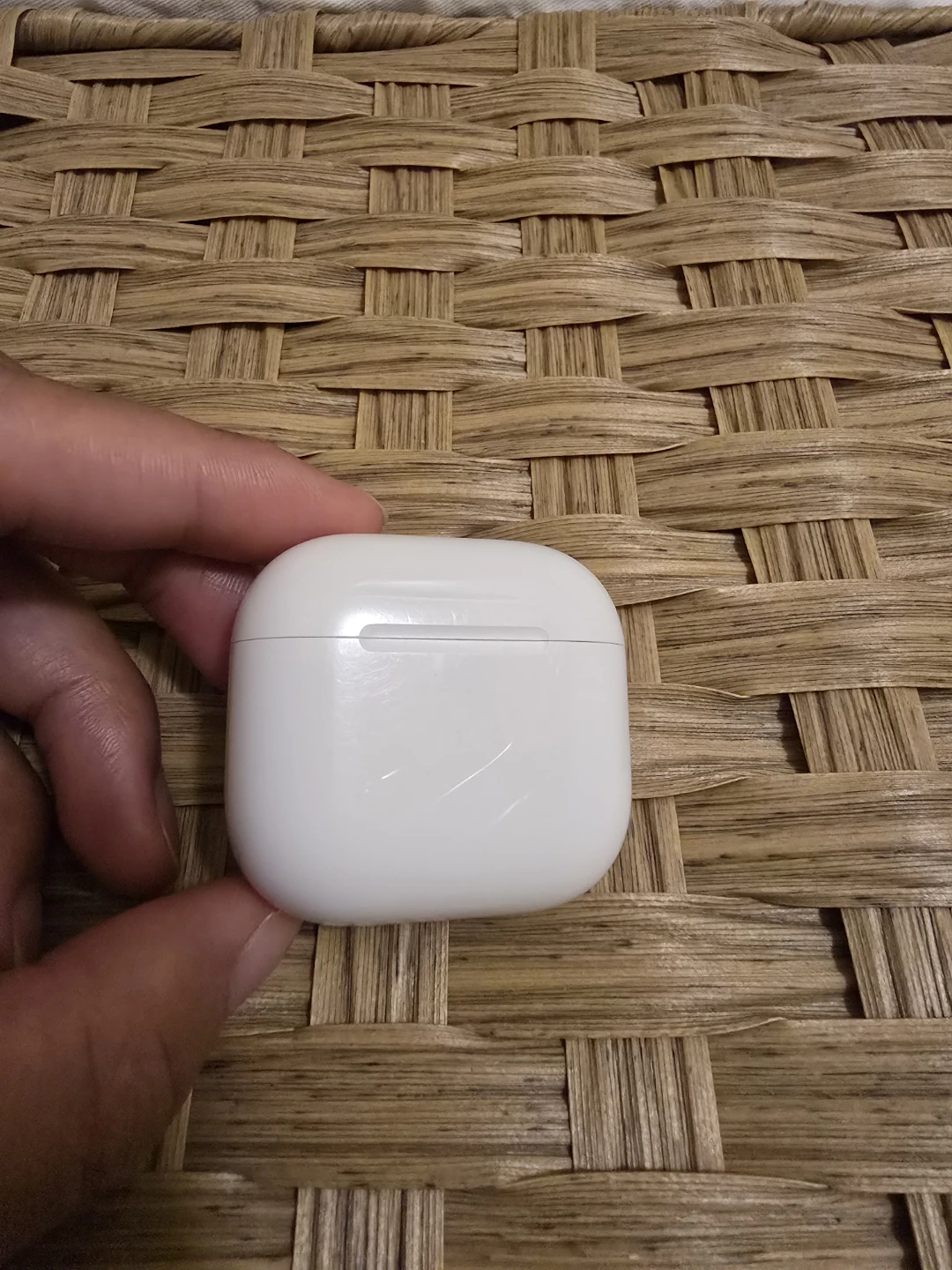 Apple AirPods 4 NO ANC