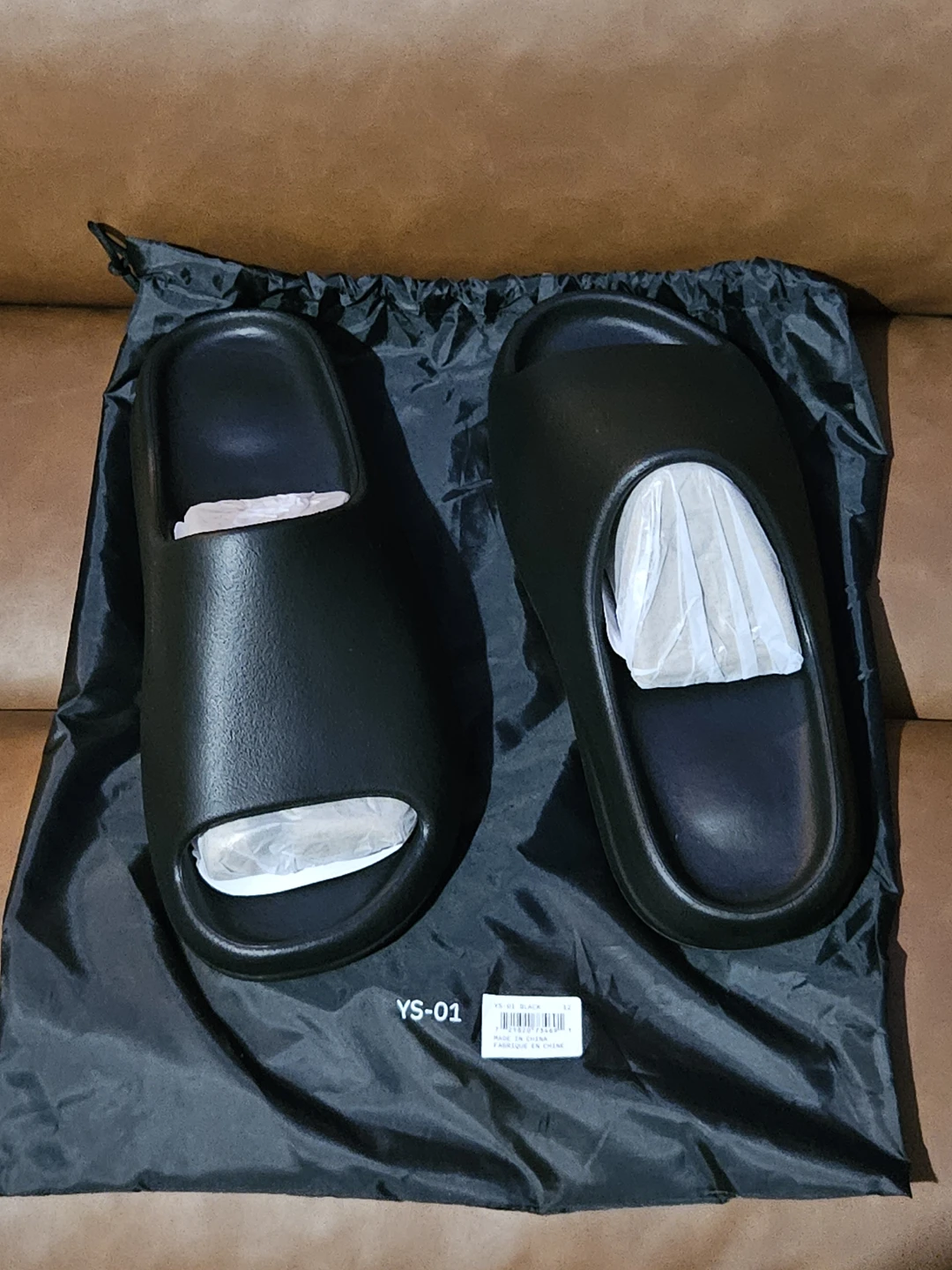 Black YS-01 Slides - photo 3