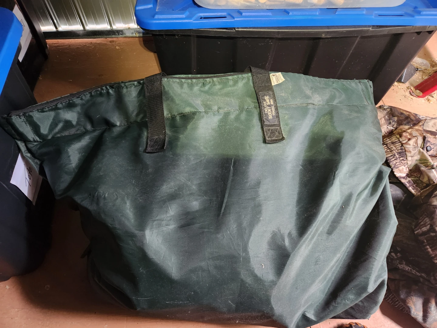 Hunters Specialties Deluxe Scent Safe Travel Bag
