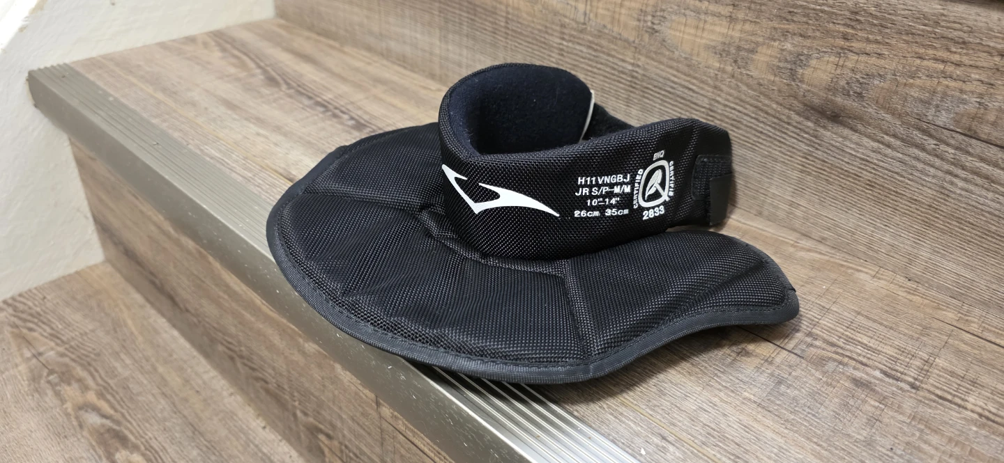 Vic Hockey JR S/P-M/M Neck Collar - photo 2