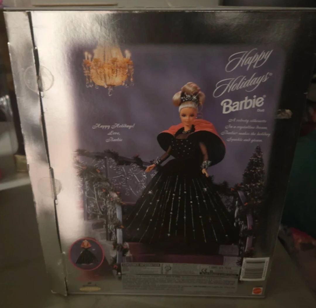 Happy Holidays Barbie Doll - photo 4