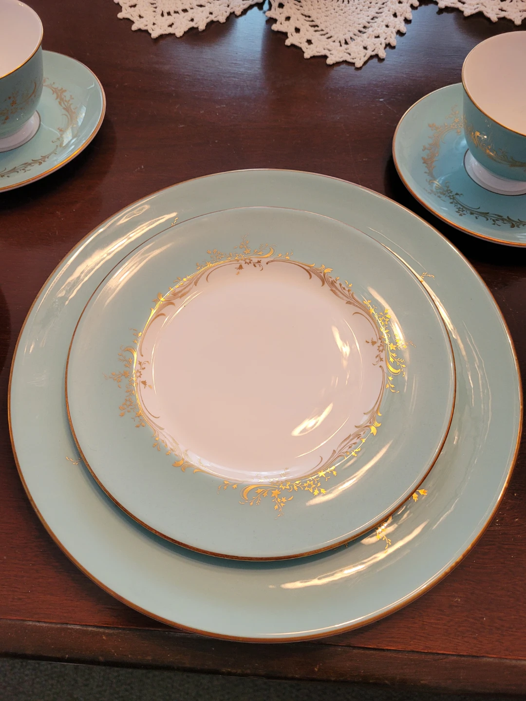 (Never used) Royal Doulton- Melrose pattern - China dinnerware - photo 2