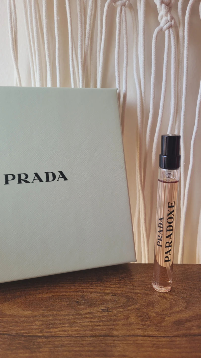 Prada Paradoxe Eau de Parfum – 10 ml Travel Size