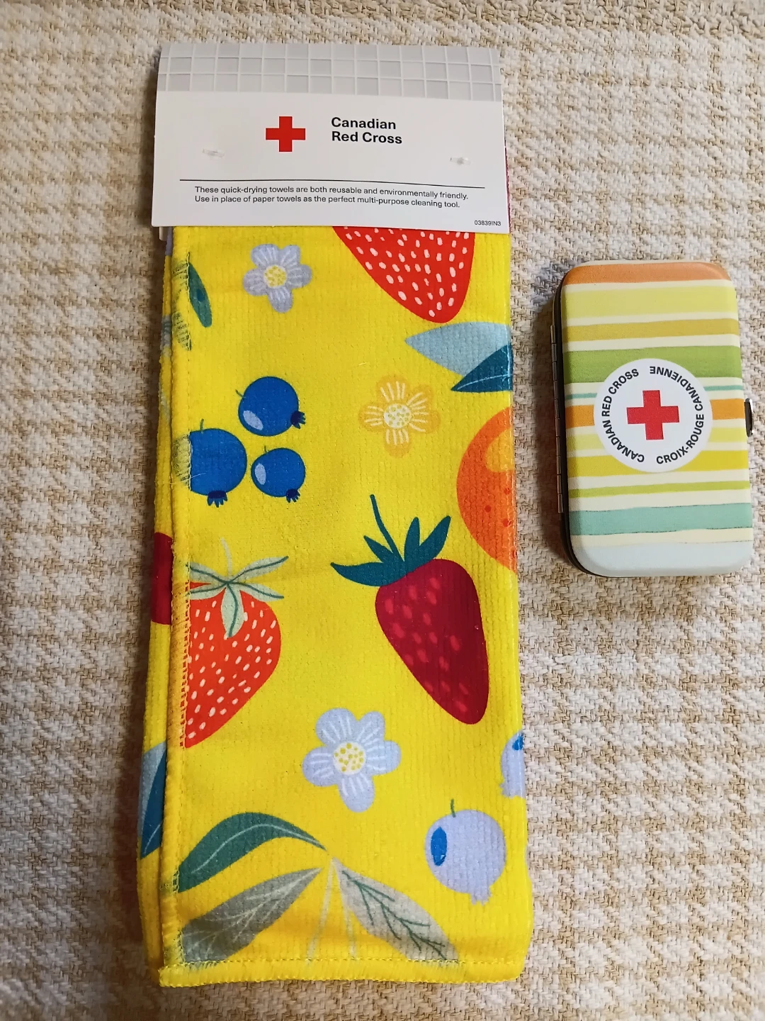 Canadian Red Cross Reusable Towel and Tin Set
