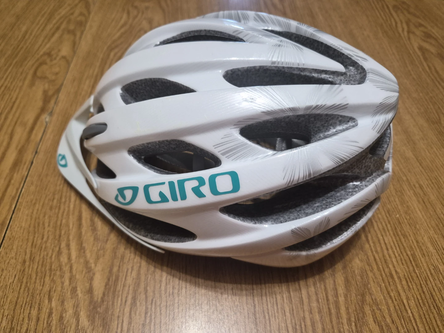 New Nakamura Brunswick Bicycle and Giro Helmet - photo 3