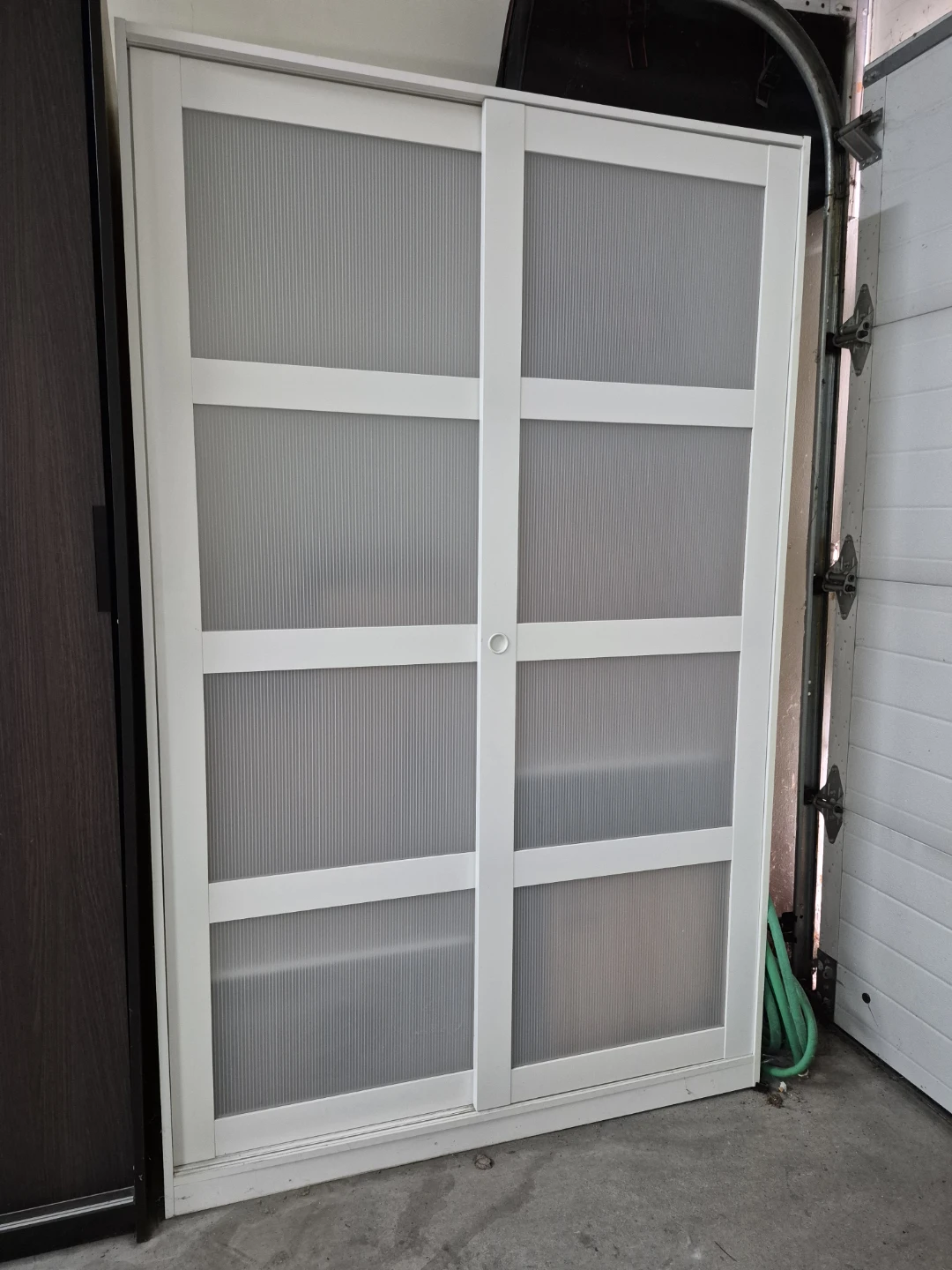Wardrobe with Sliding Doors