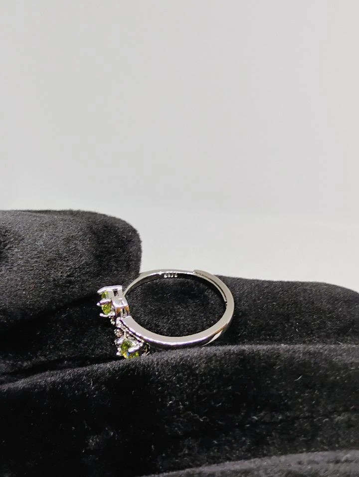 Green Flower Petals 925 Ring - photo 2