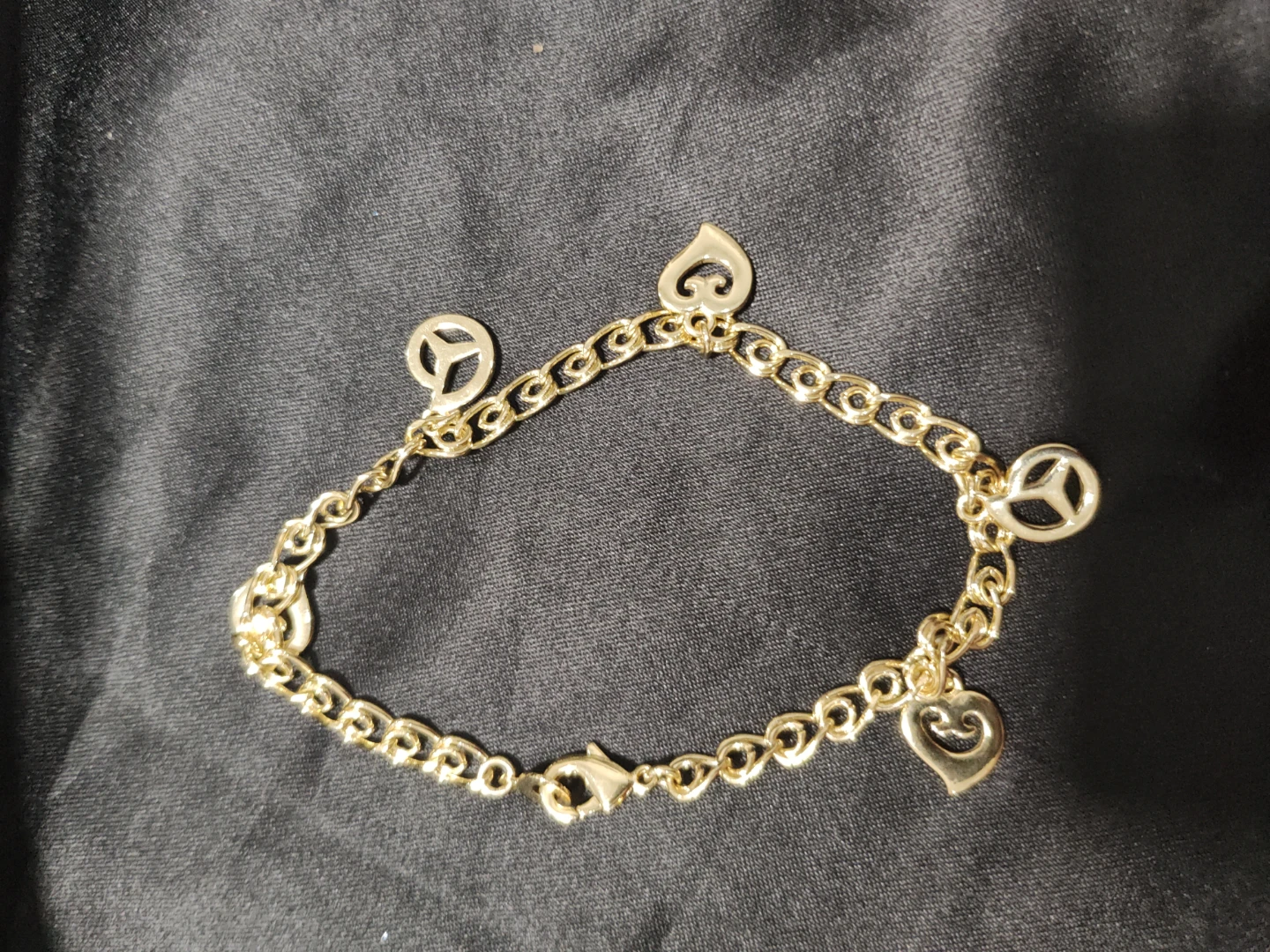 Mercedes-Benz Charm Bracelet - photo 3