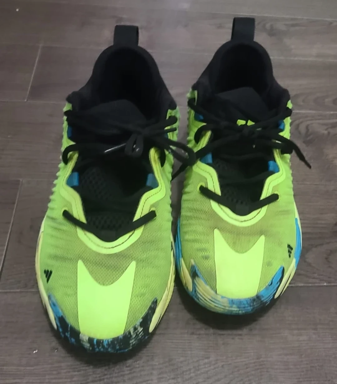 Adidas Basketball Shoes Lime Green size 7y