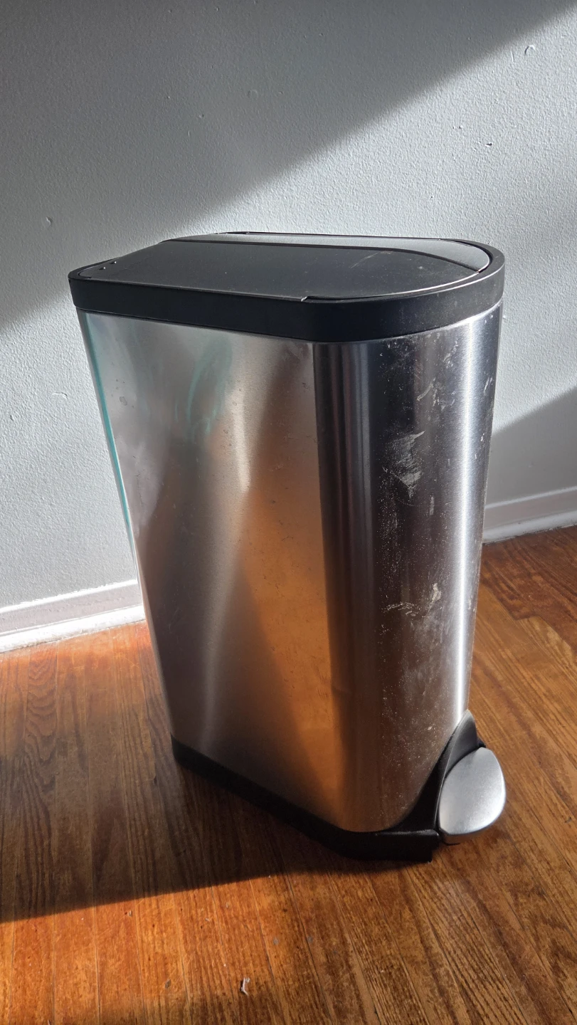 simplehuman butterfly step trash can
