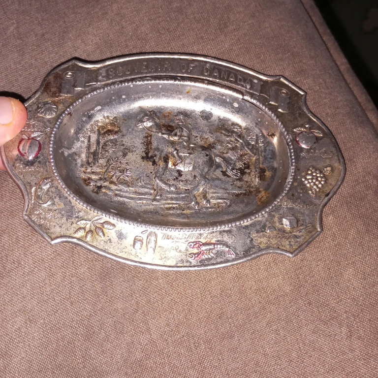 Vintage Souvenir of Canada Tray