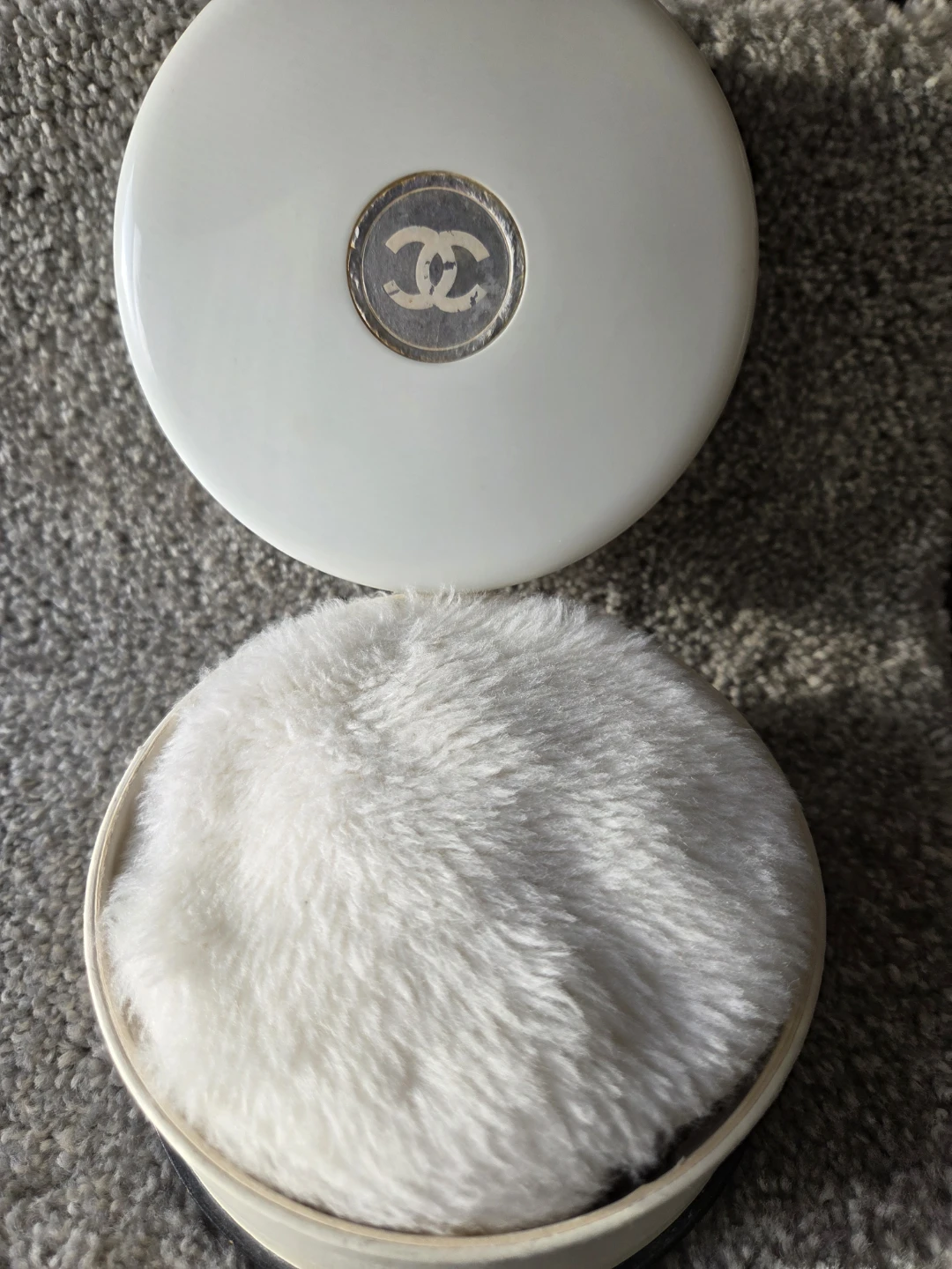 CHANEL No. 5 Bath Powder