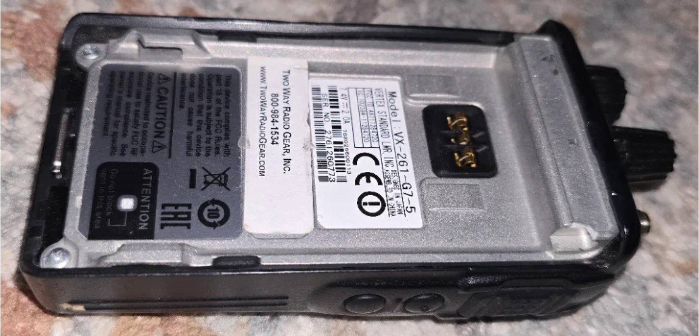 vx-261 radio lot (No Batteries&Antennas) - photo 4
