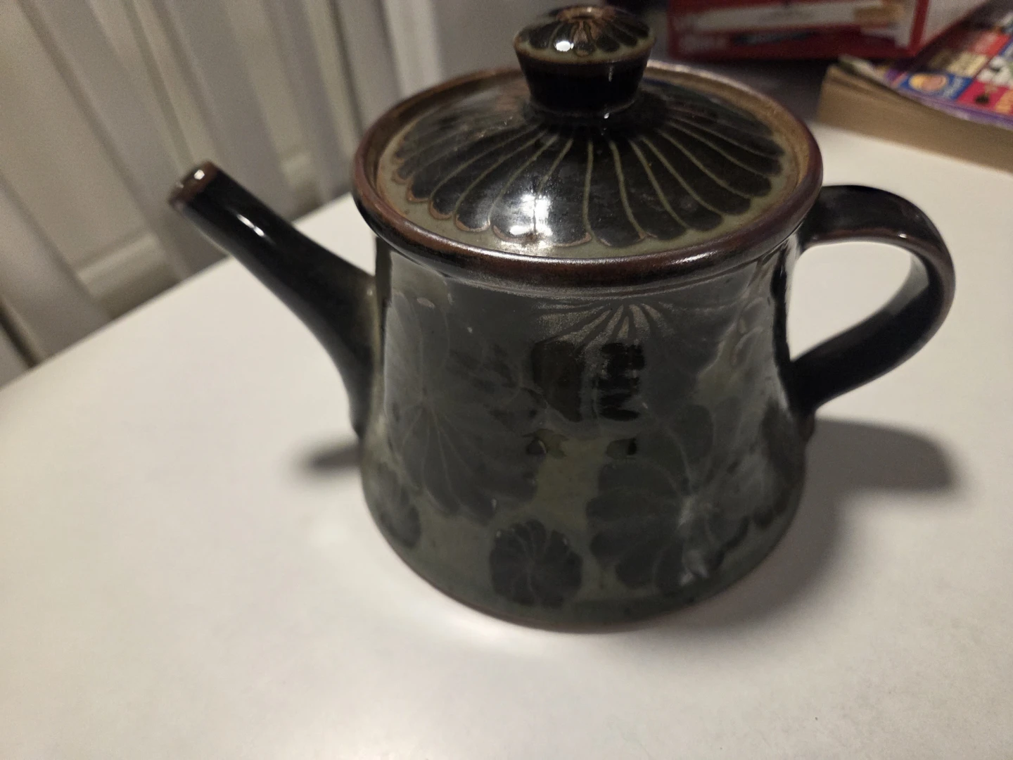 Stoneware Tea Set with Teapot and Mugs - photo 4