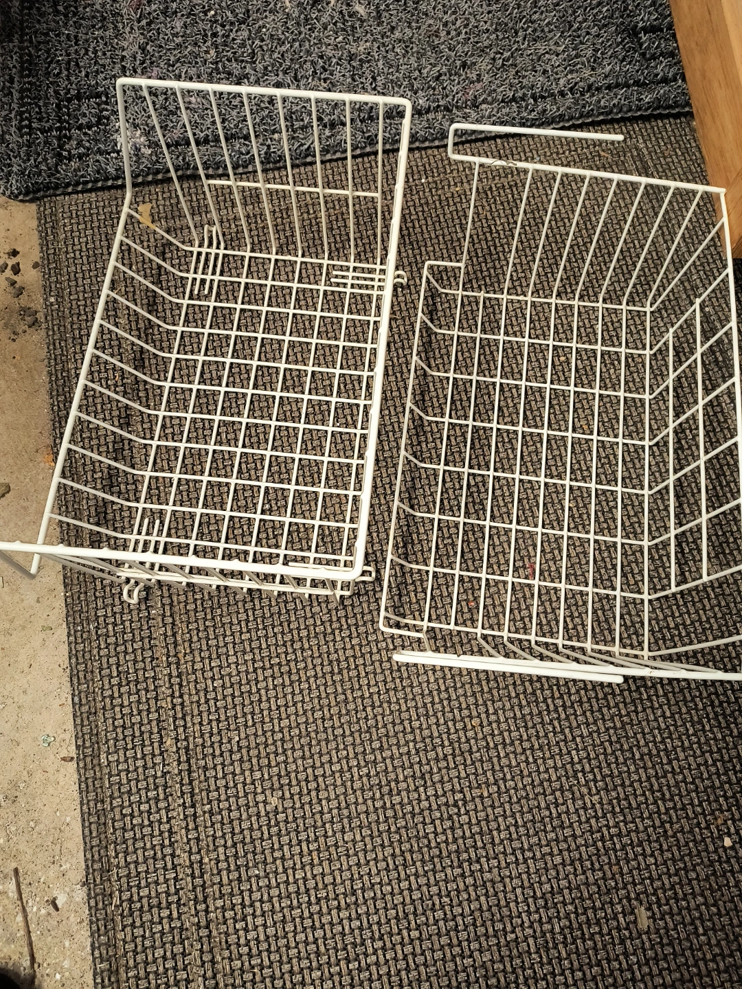 Set of 2 White Wire Under-Shelf Baskets