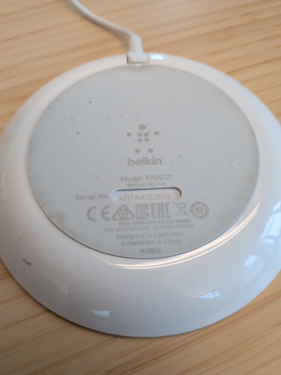 Belkin Boost Up Wireless Charging Pad F7U027 - photo 2