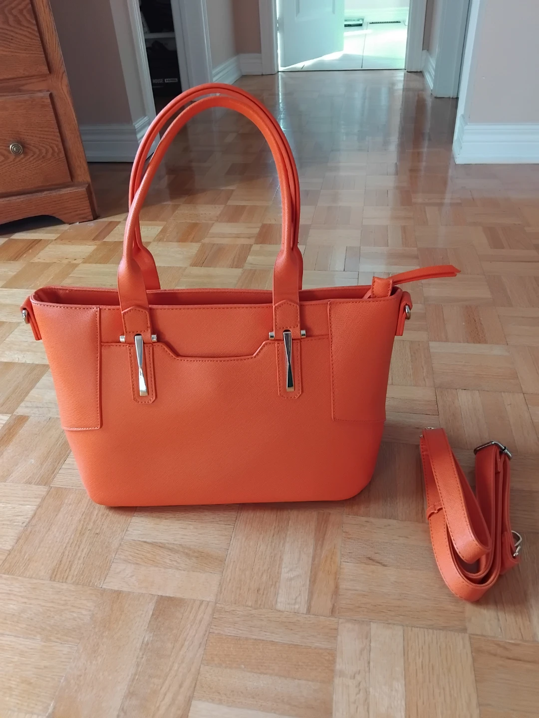 New orange tote bag with shoulder strap