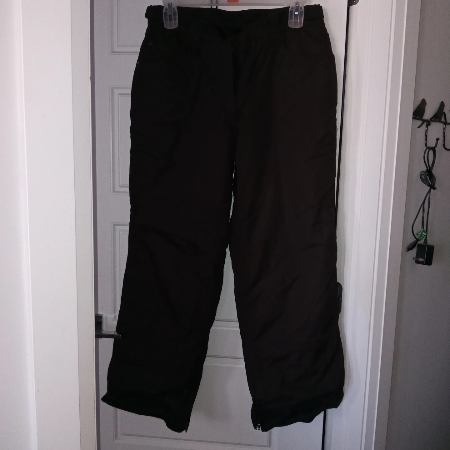 Woman's Snowpants, L