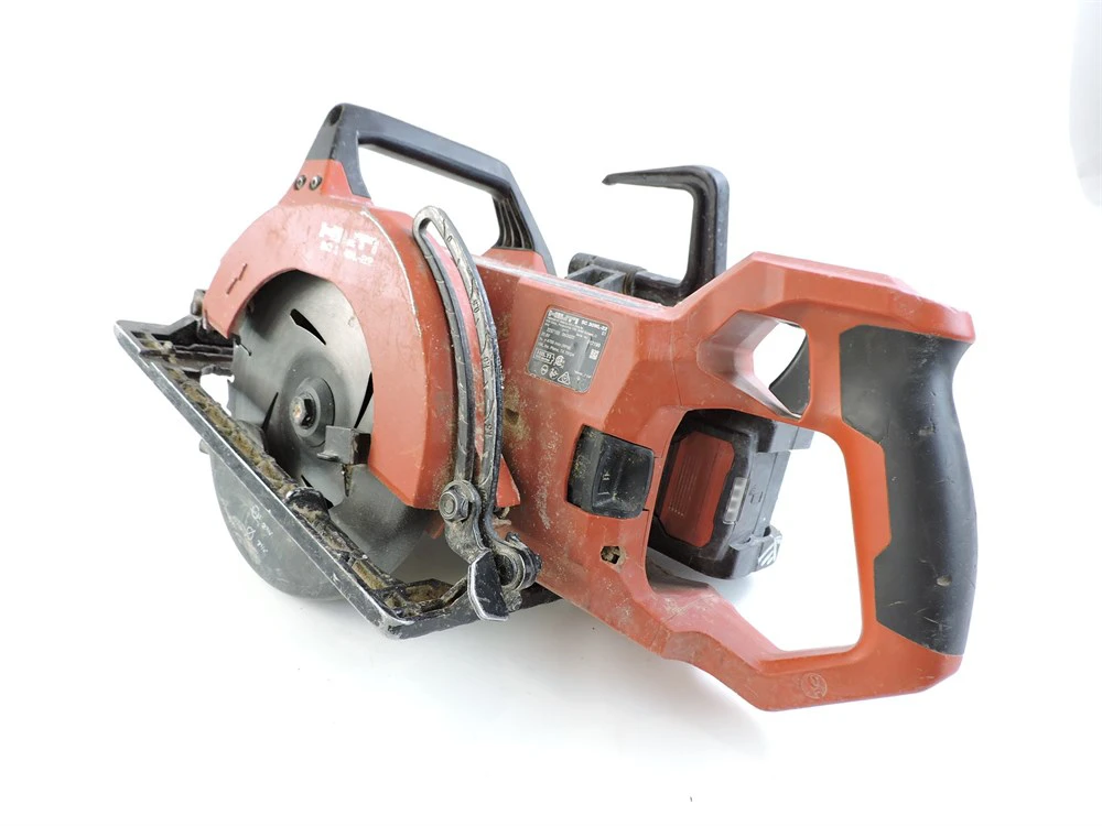 Hilti SC 30WL-22 Cordless Circular Saw - photo 2