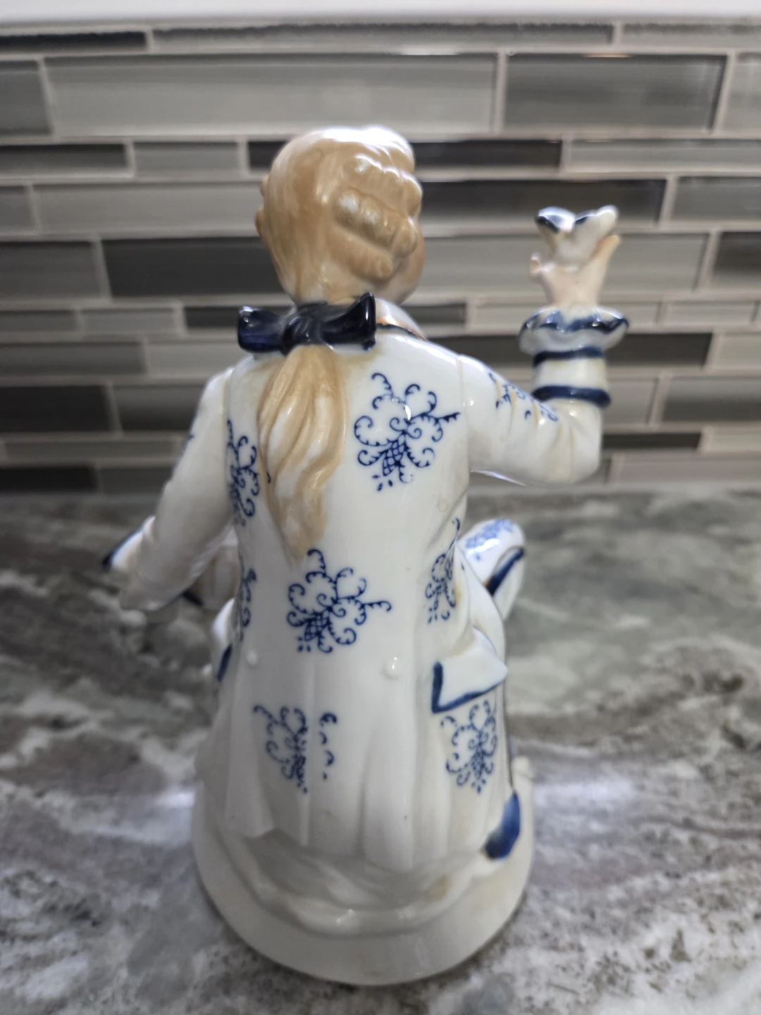 Vintage Porcelain Figurine of a Gentleman - photo 5