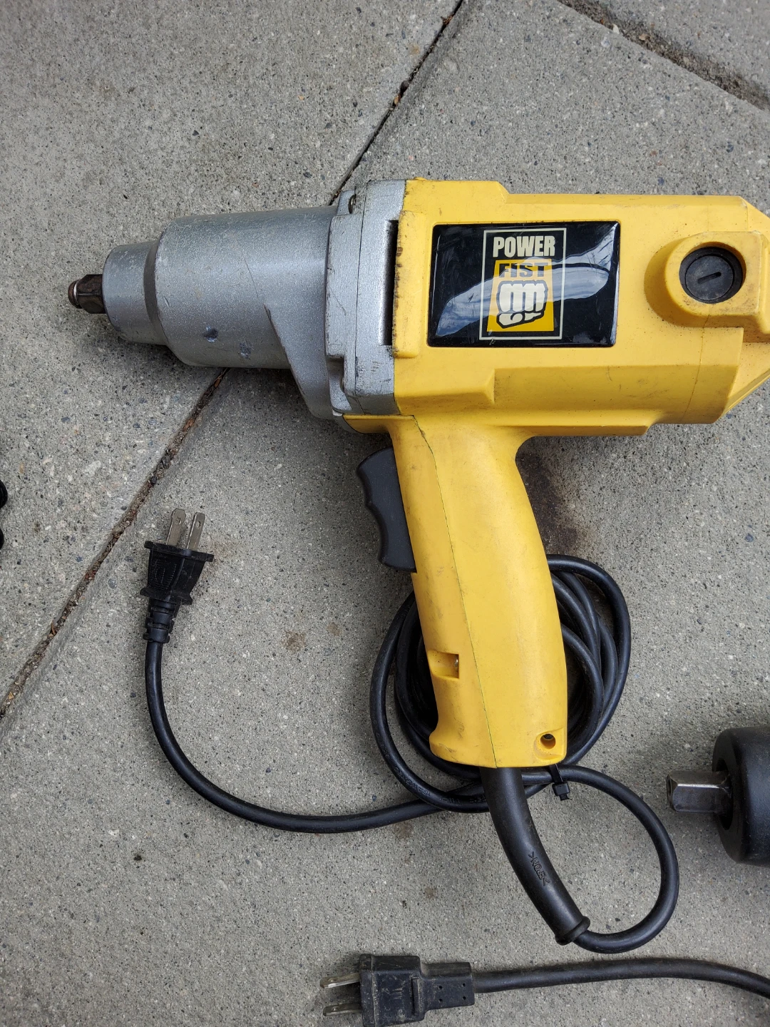 Power Fist 1/2 inch Impact Wrench - photo 2